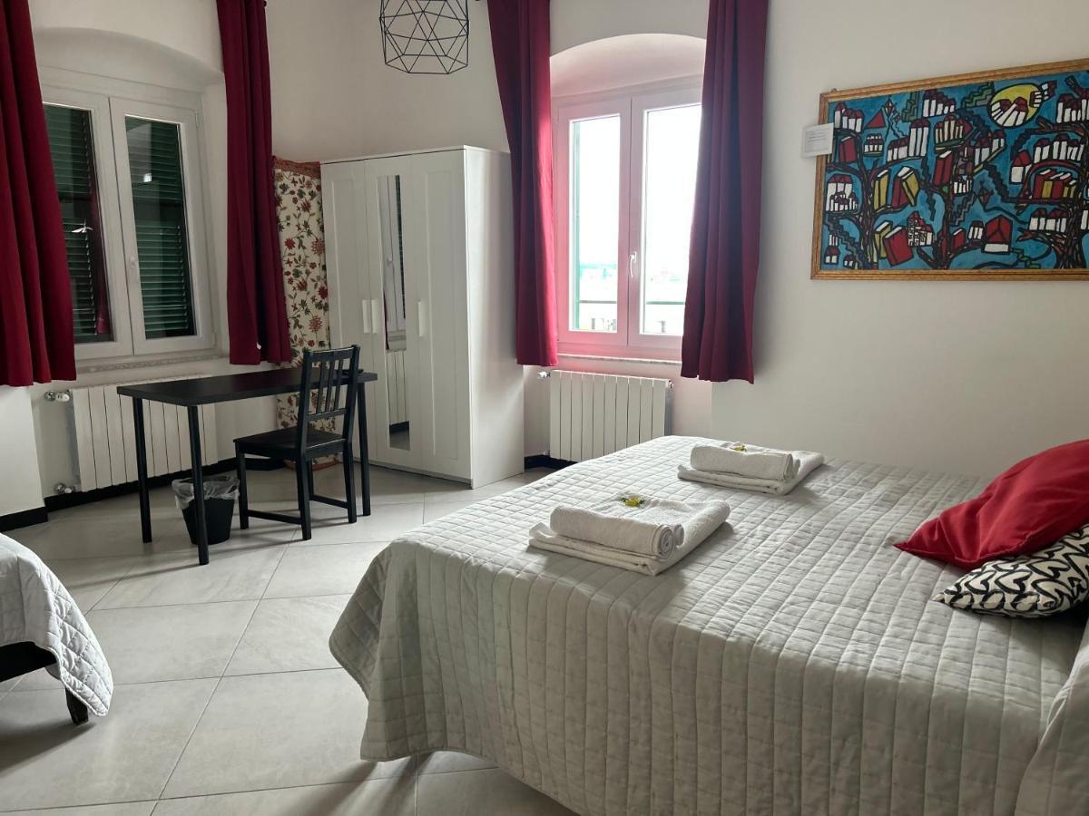 Casa Dei Nonni Bed & Breakfast เจนัว ภายนอก รูปภาพ